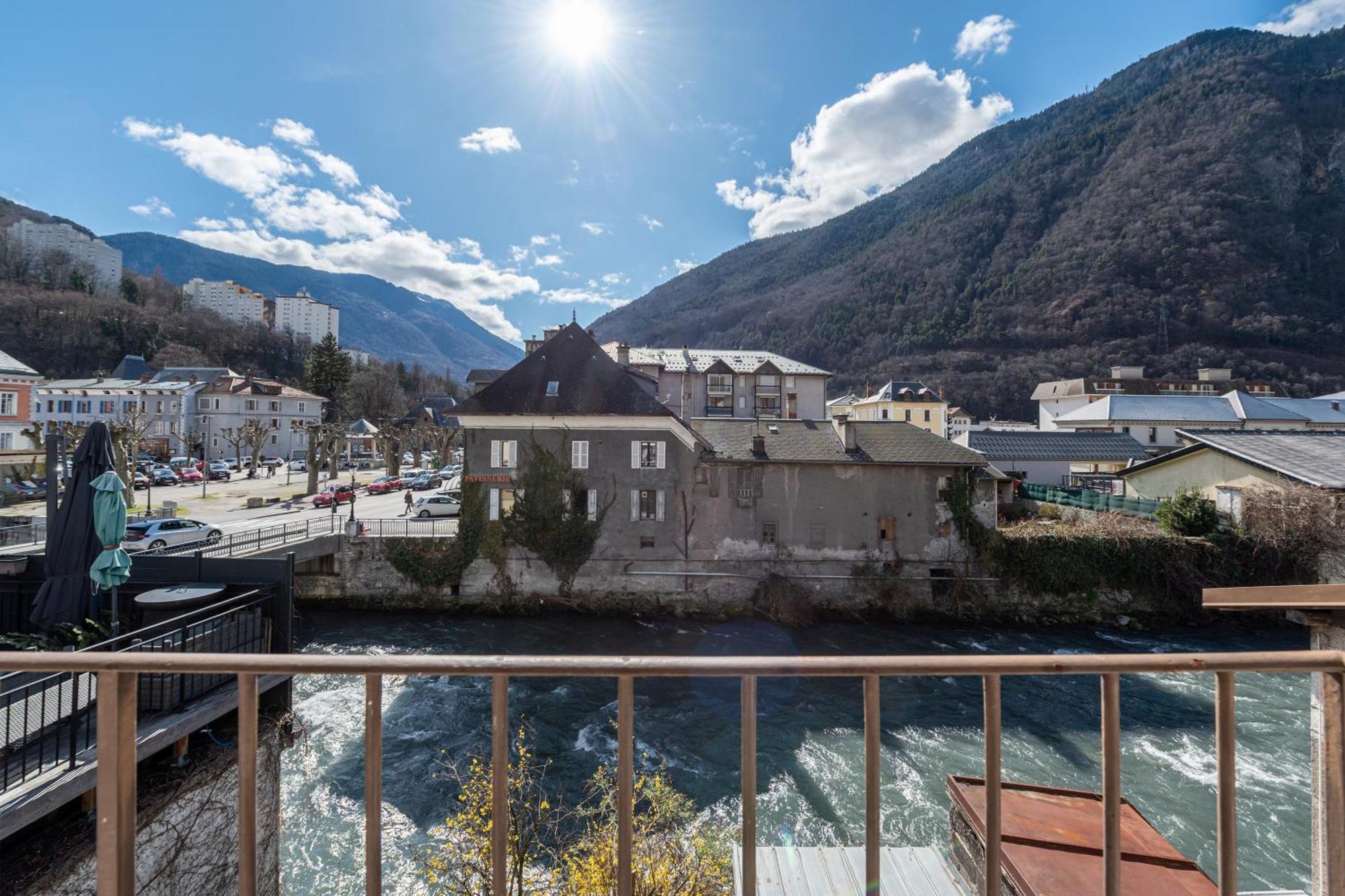 Appartement T2 "Le De Funes" ムティエ エクステリア 写真